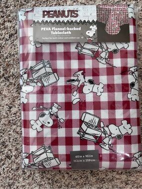 Peanuts Snoopy PEVA Flannel-Backed Tablecloth Cover 60x102" BBQ Grill Chef New